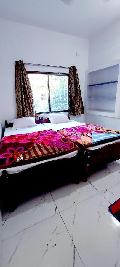 בודהגאיה Nilam Guest House מראה חיצוני תמונה
