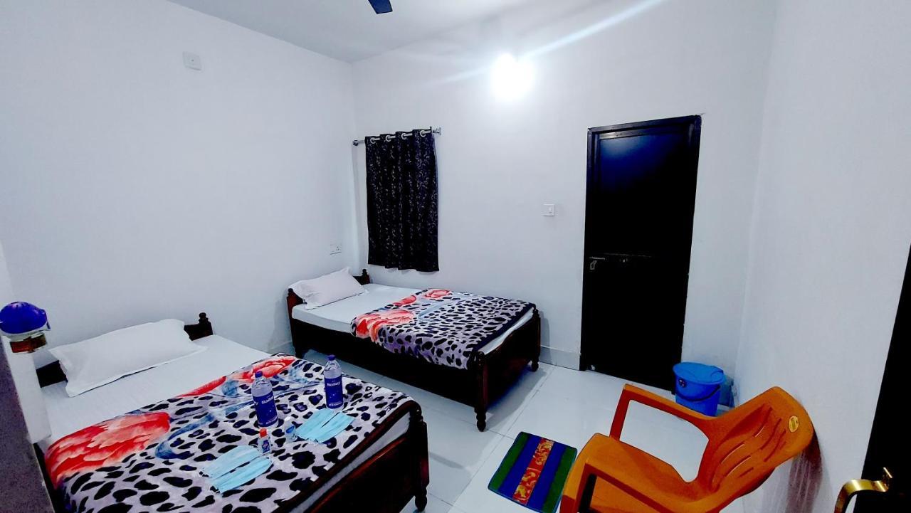 בודהגאיה Nilam Guest House מראה חיצוני תמונה