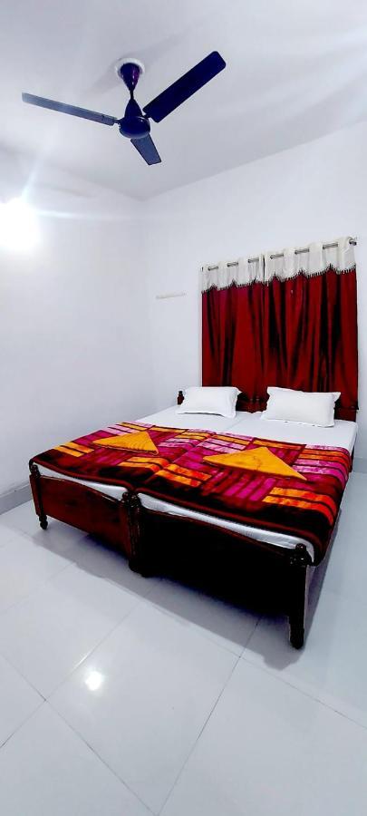 בודהגאיה Nilam Guest House מראה חיצוני תמונה